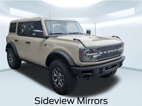 New 2025 Ford Bronco Badlands image 10
