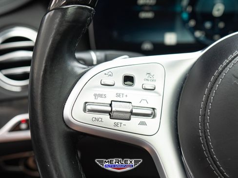 Used 2019 Mercedes-Benz S 560 4MATIC Sedan w/ Premium Package image 25