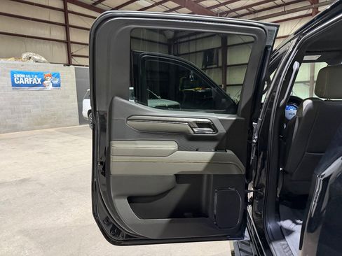 Used 2024 Chevrolet Silverado 1500 ZR2 AWD/4WD image 15