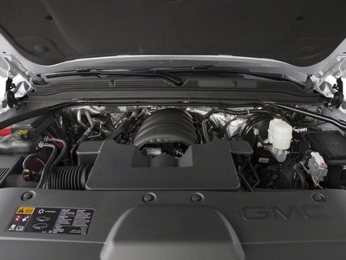 Used 2018 GMC Yukon Denali w/ Open Road Package AWD/4WD image 16
