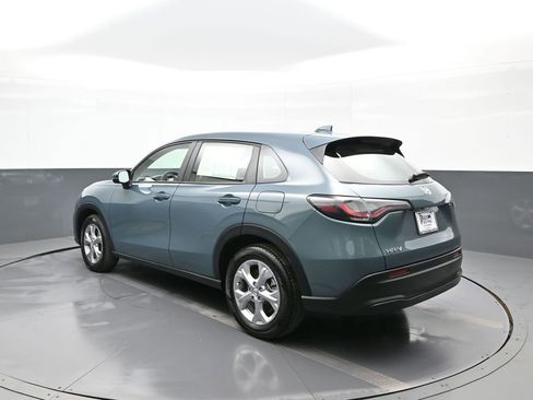 Certified 2023 Honda HR-V LX image 8
