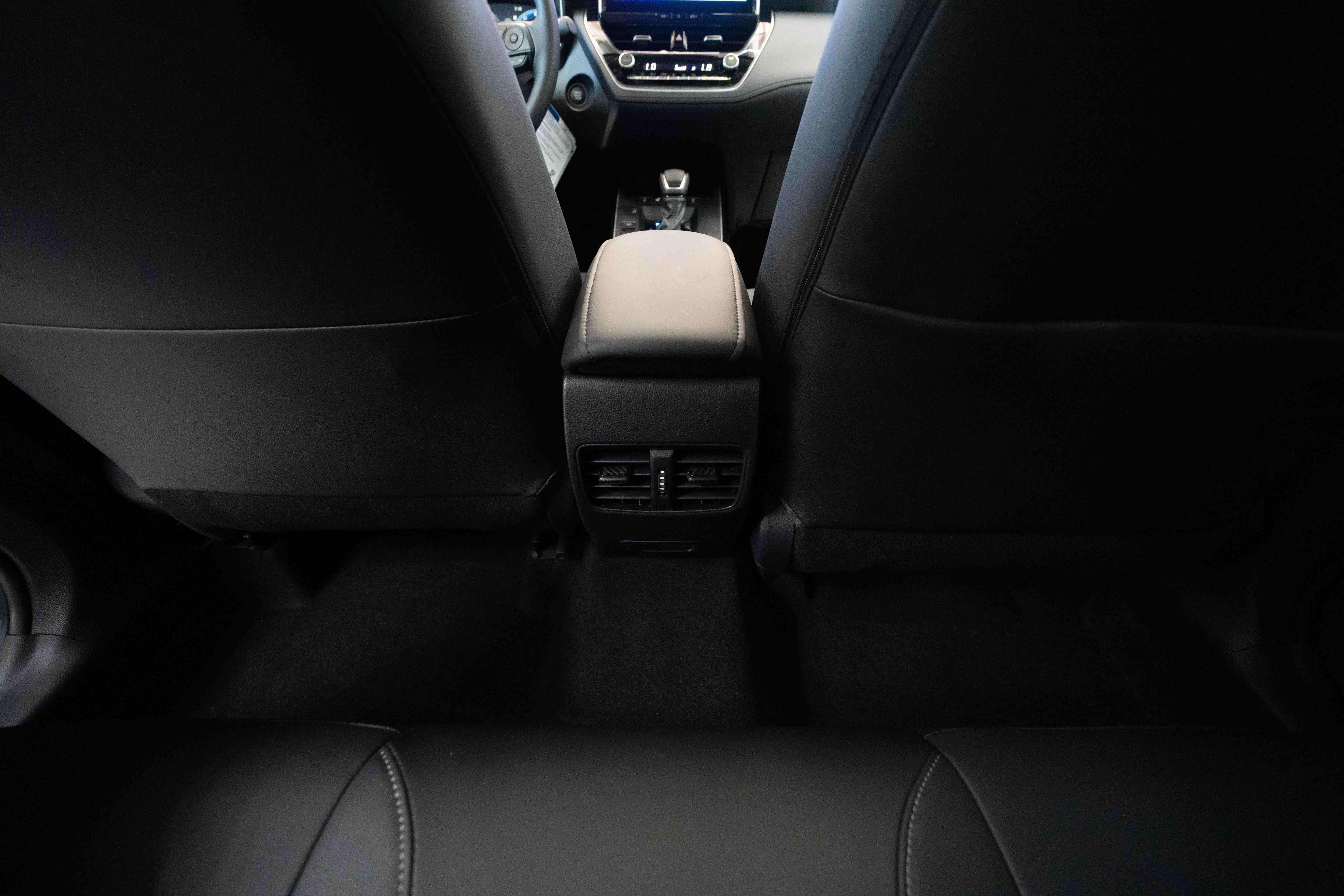 New 2026 Toyota Corolla Cross XLE w/ Convenience Package AWD/4WD image 22