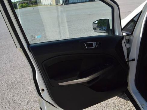 Used 2019 Ford EcoSport SE AWD/4WD image 11