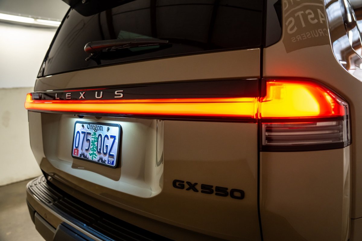Used 2024 Lexus GX 550 AWD/4WD image 27