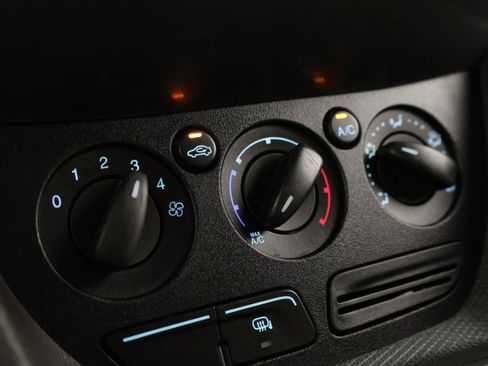 Used 2016 Ford Transit Connect XLT FWD image 15