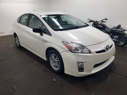 Used 2011 Toyota Prius Two FWD image 3