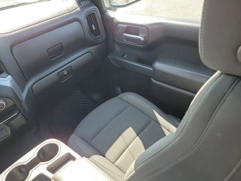 Used 2022 Chevrolet Silverado 1500 Custom image 4