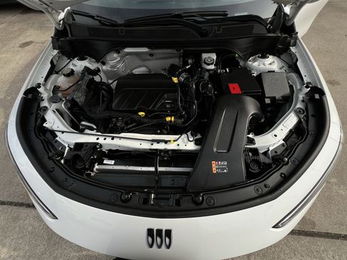 Used 2025 Buick Envista Preferred image 26