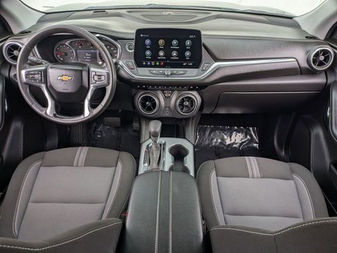 Used 2025 Chevrolet Blazer LT image 25