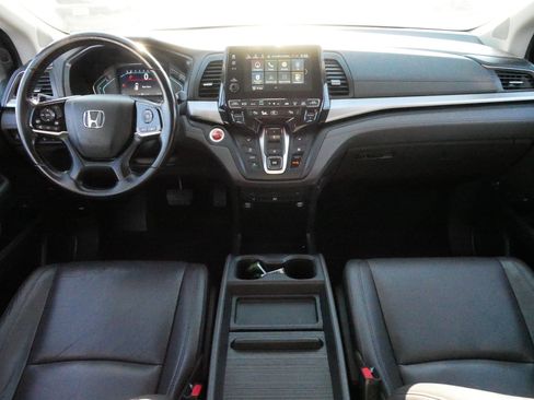 Used 2018 Honda Odyssey Touring image 10