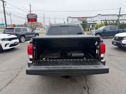 Used 2023 Toyota Tacoma SR image 30