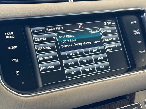 Used 2015 Land Rover Range Rover Sport HSE image 17