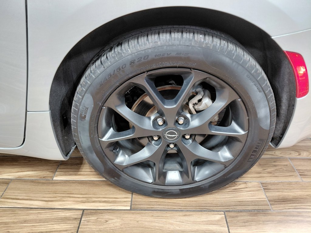 Certified 2026 Chrysler Pacifica Limited w/ S Appearance Package FWD image 21