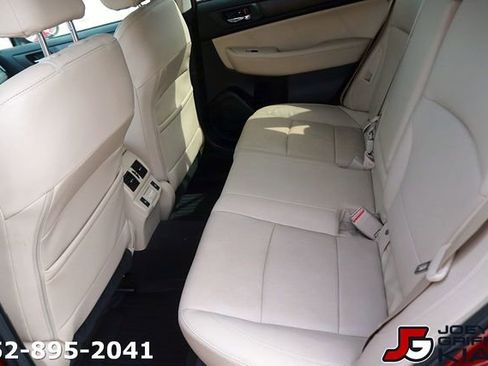 Used 2018 Subaru Outback 2.5i Limited AWD/4WD image 16