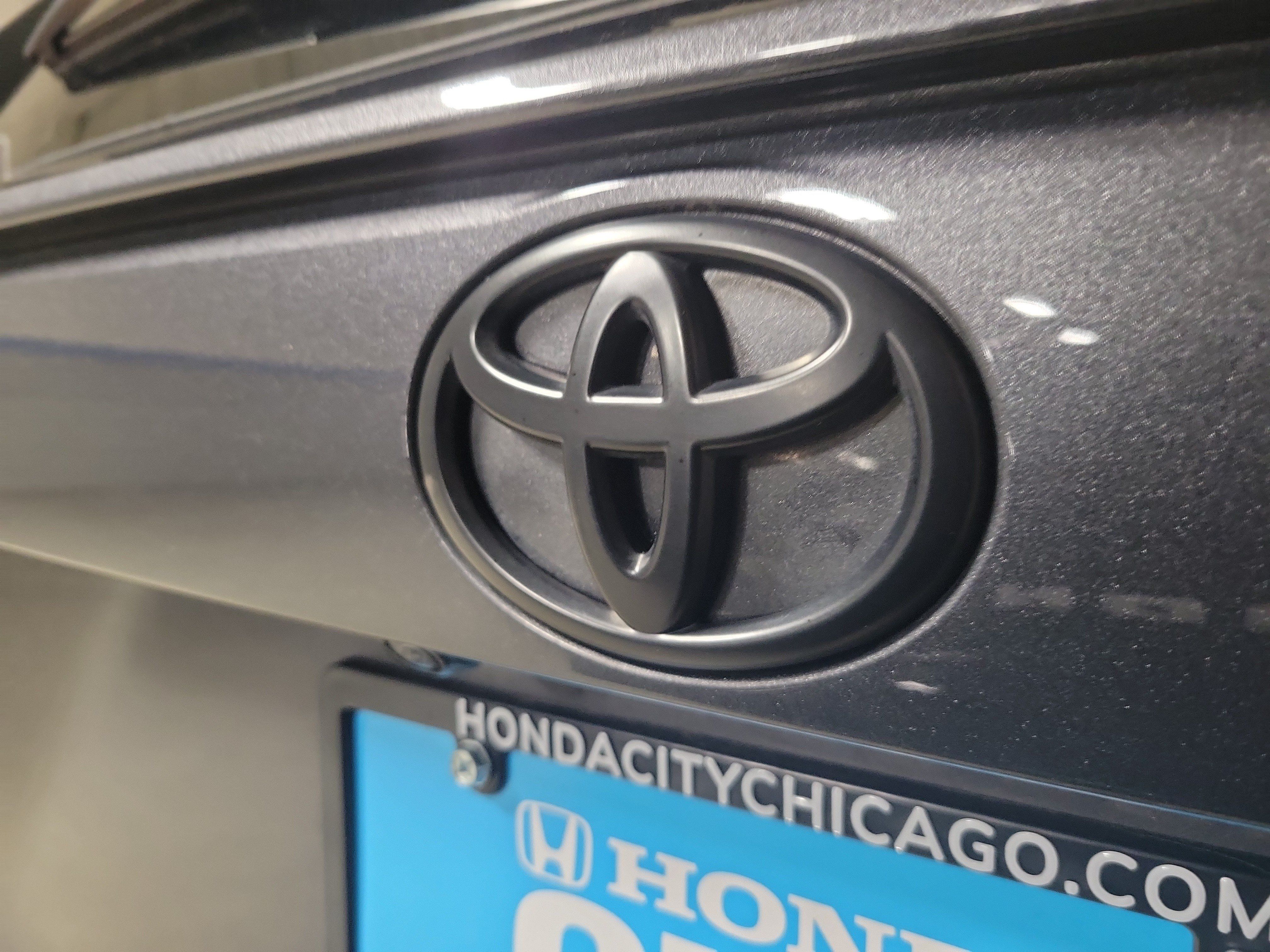 Used 2023 Toyota RAV4 LE AWD/4WD image 7