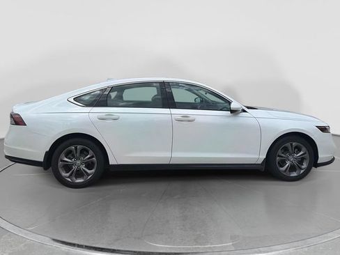 Certified 2024 Honda Accord EX image 8