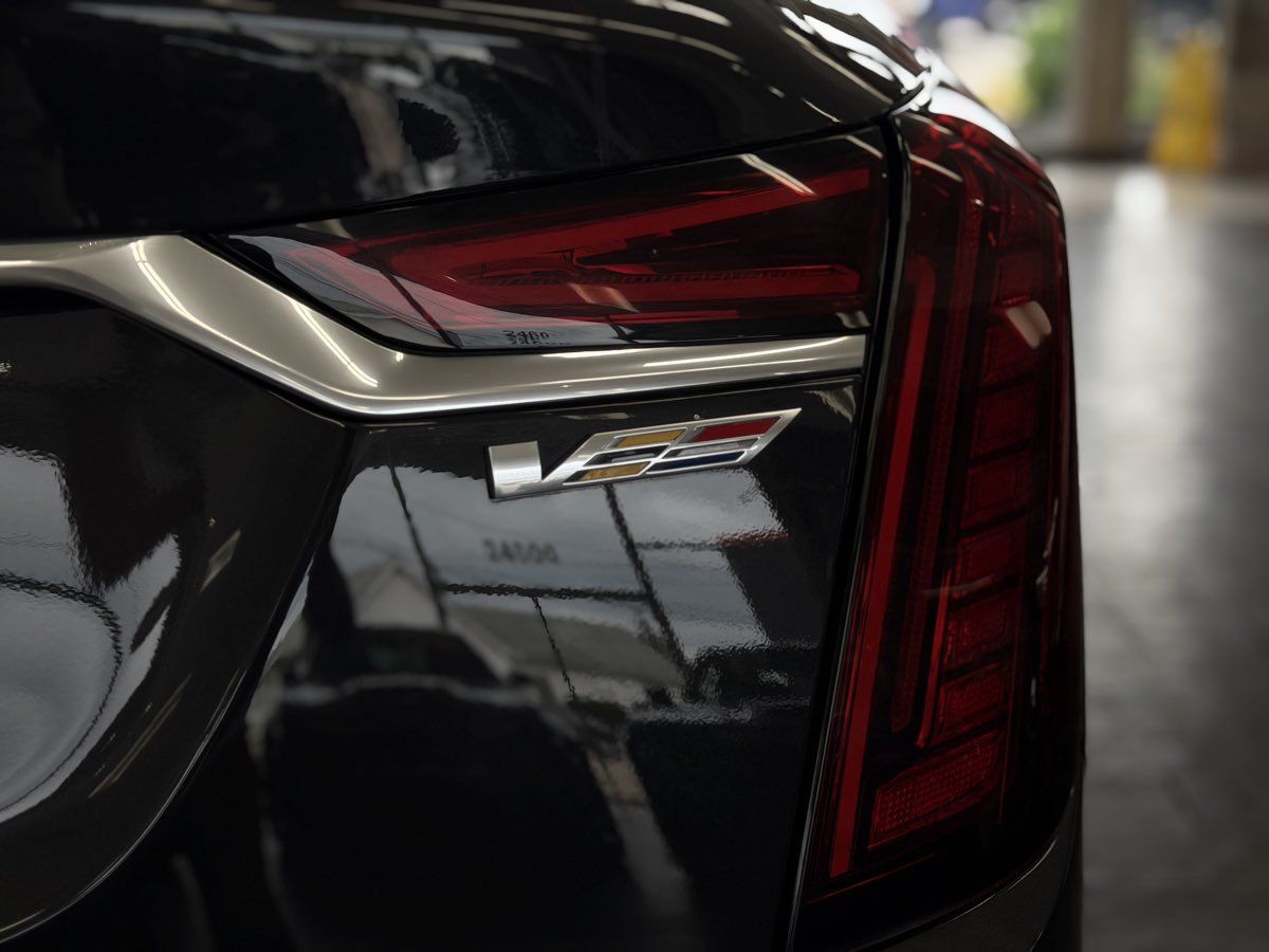 Used 2019 Cadillac CT6 V w/ Driver Assist Package AWD/4WD image 11