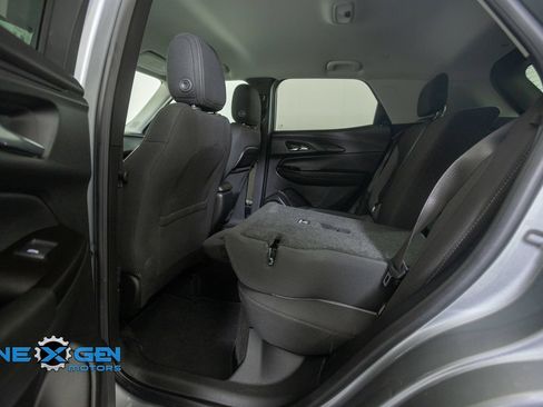 Used 2023 Chevrolet TrailBlazer LT w/ Convenience Package AWD/4WD image 31