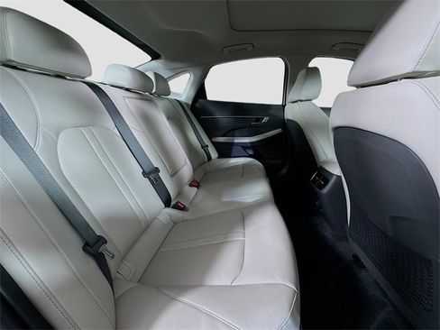 Used 2023 Hyundai Sonata Limited w/ Cargo Package image 29