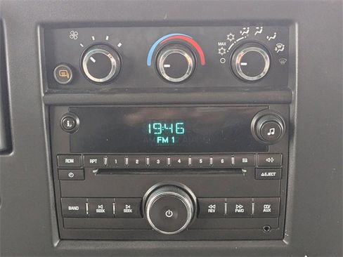 Used 2012 GMC Savana 2500 Extended w/ Power Package image 18