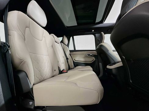 New 2026 Volvo XC90 B6 Plus w/ Protection Package Premier image 27