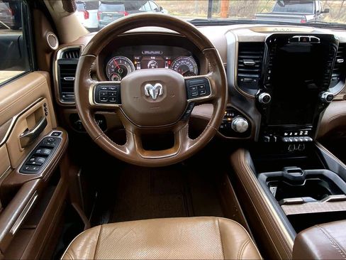 Used 2022 RAM 2500 Limited image 6