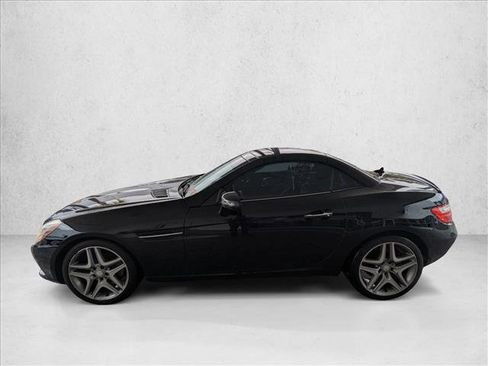 Used 2014 Mercedes-Benz SLK 250 image 2