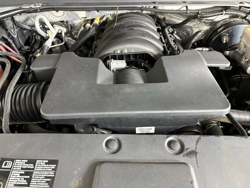 Used 2017 Cadillac Escalade Premium Luxury image 43