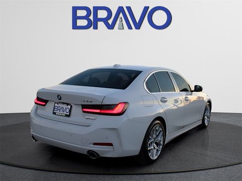 Used 2025 BMW 330i Sedan image 5