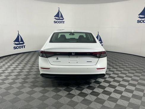 Used 2026 Honda Accord EX-L image 5