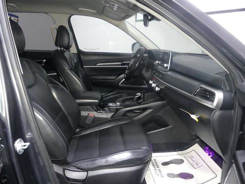 Used 2020 Kia Telluride LX image 22