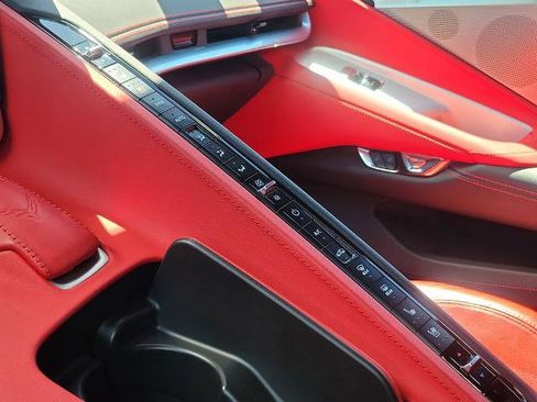 Used 2023 Chevrolet Corvette Stingray Preferred Cpe w/ Z51 Performance Package RWD image 25