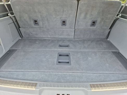 Used 2020 Lincoln Navigator L Black Label w/ Cargo Convenience Package AWD/4WD image 36