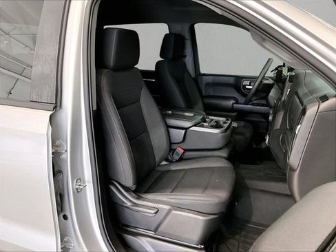 Used 2022 Chevrolet Silverado 1500 Custom RWD image 9