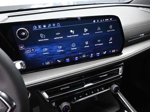 New 2026 Chevrolet Traverse LT w/ Driver Confidence Package image 32