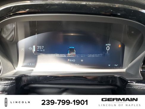 Certified 2023 Lincoln Corsair Reserve w/ Equipment Group 201A AWD/4WD image 24
