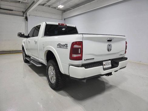 Used 2022 RAM 2500 Laramie AWD/4WD image 7