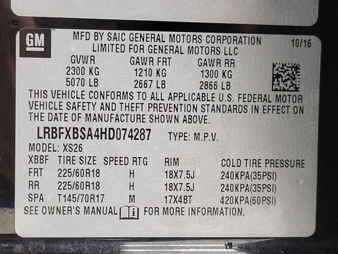 Used 2017 Buick Envision Essence image 25