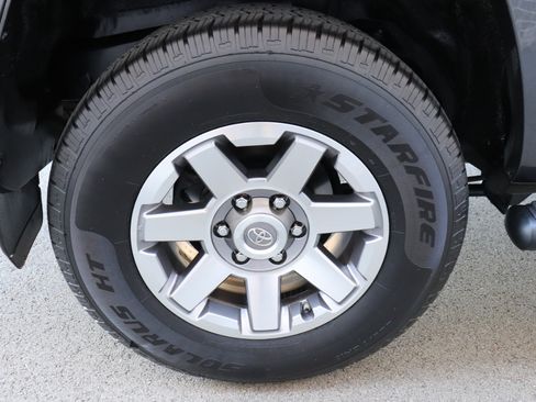 Used 2016 Toyota 4Runner Trail Premium image 76