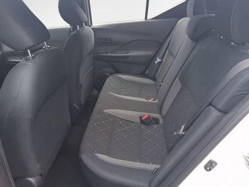 Certified 2020 Nissan Kicks S image 22