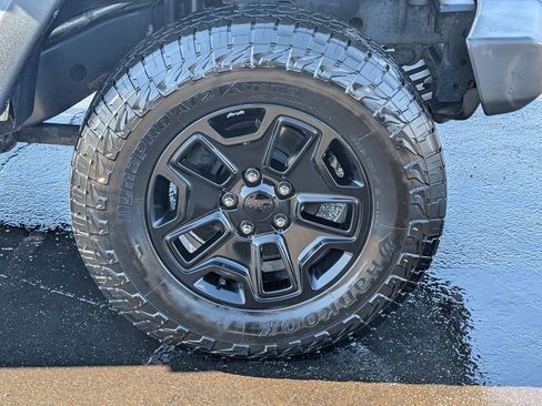 Used 2018 Jeep Wrangler Sport w/ Quick Order Package 24W image 16