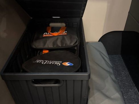 Used 2025 Mercedes-Benz Sprinter 2500 image 18