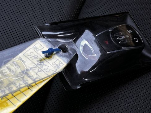 Used 2024 Buick Encore GX Avenir image 35