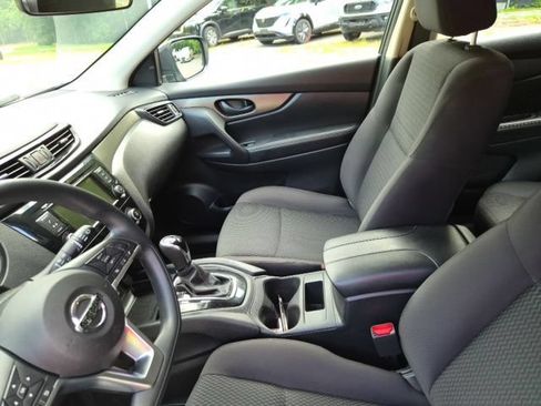Used 2019 Nissan Rogue Sport S w/ Appearance Package AWD/4WD image 15