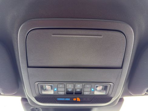 Used 2022 Ford Explorer ST-Line w/ Class IV Trailer Tow Package image 23