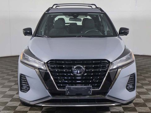 Used 2021 Nissan Kicks SR w/ Exterior Package FWD image 10