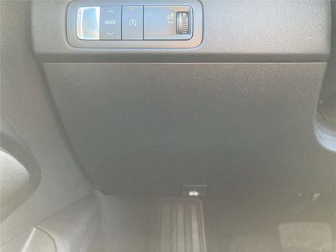 New 2026 Chevrolet Traverse LT image 25