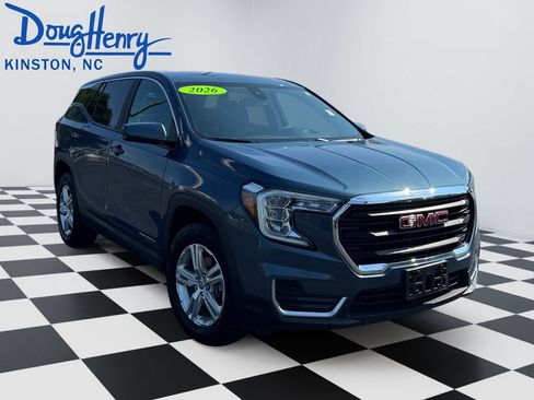 Used 2024 GMC Terrain SLE FWD image 7