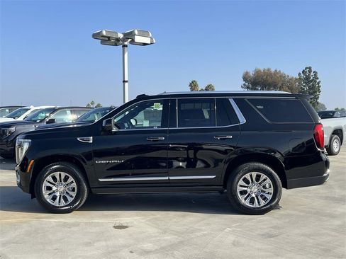 New 2026 GMC Yukon Denali w/ Sun & Power Step Package image 7