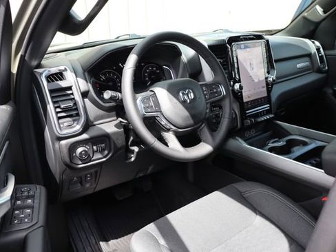 Used 2026 RAM 1500 Big Horn AWD/4WD image 11